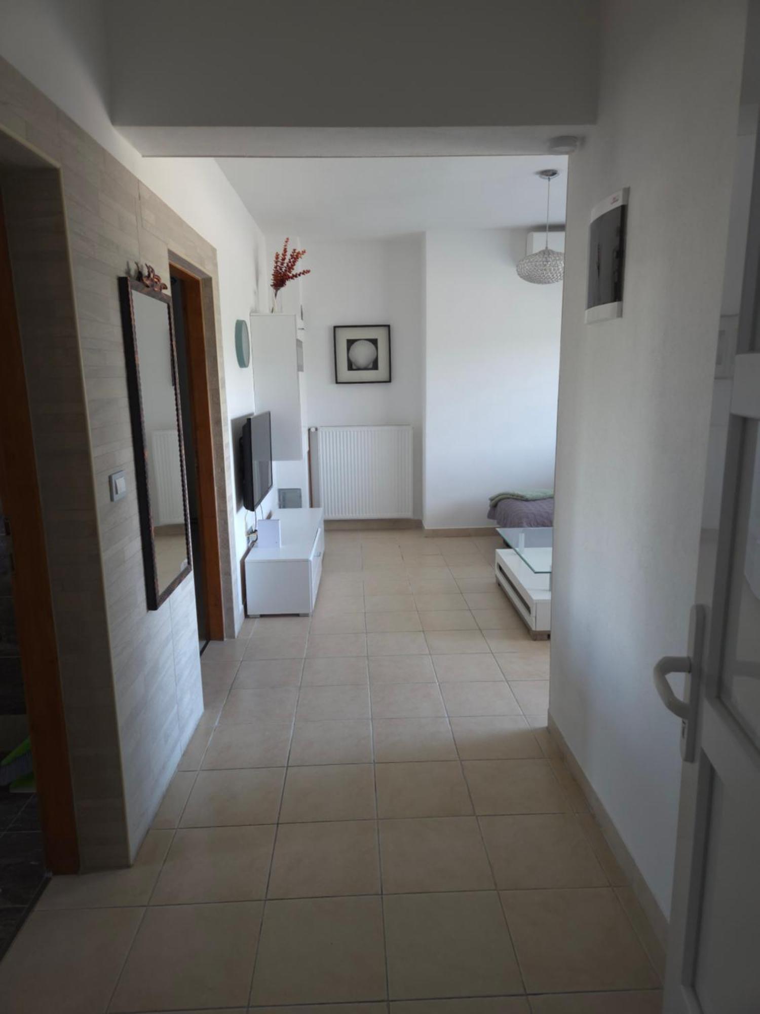 Apartments Nicole Wera Nin Bilik gambar